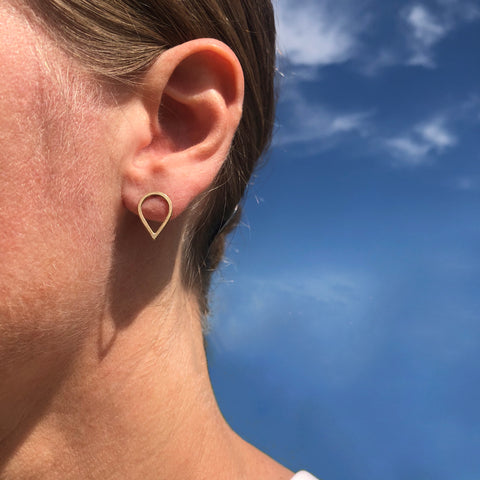 Small droplet earrings, 10k gold