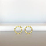 Small circle earrings in 18k gold
