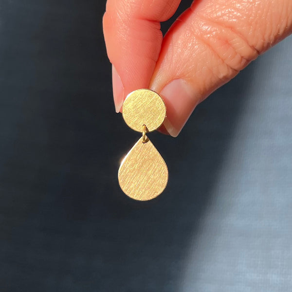 Tear Drop Earrings, gold