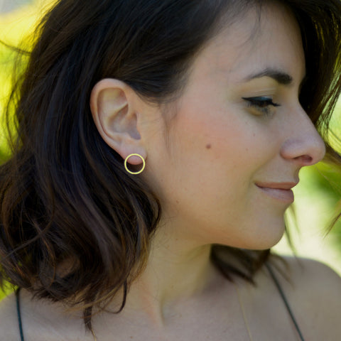 Medium circle earrings, 18k gold