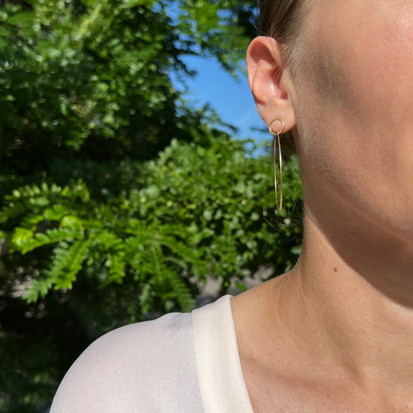 Large single hoop earrings, 18k gold